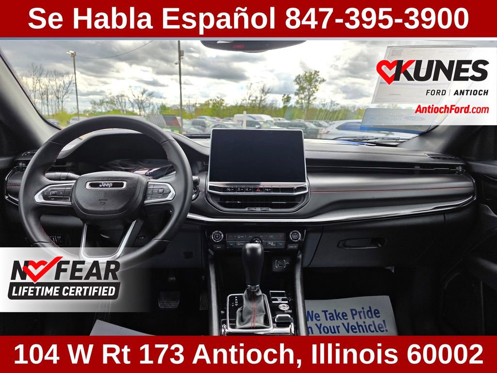 Used 2024 Jeep Compass Trailhawk AWD/4WD image 41