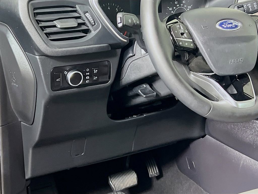 Certified 2022 Ford Escape SE w/ SE Sport Appearance Package AWD/4WD image 12