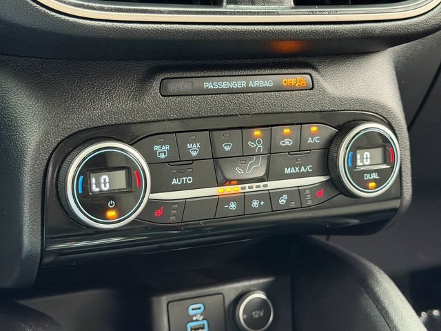 Certified 2021 Ford Escape SE w/ SE Sport Appearance Package FWD image 24