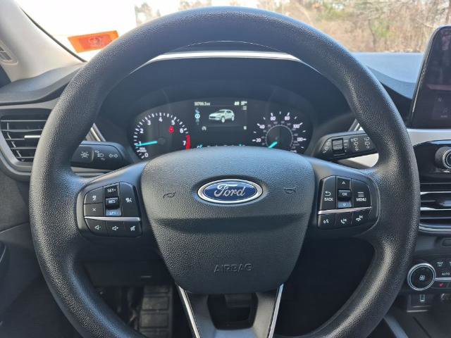 Certified 2020 Ford Escape SE image 16