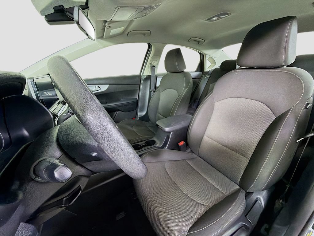 Used 2024 Kia Forte LXS FWD image 14