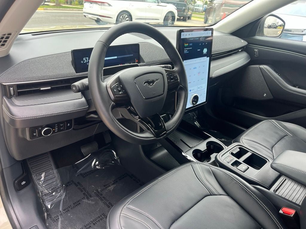 Certified 2025 Ford Mustang Mach-E Premium AWD/4WD image 26