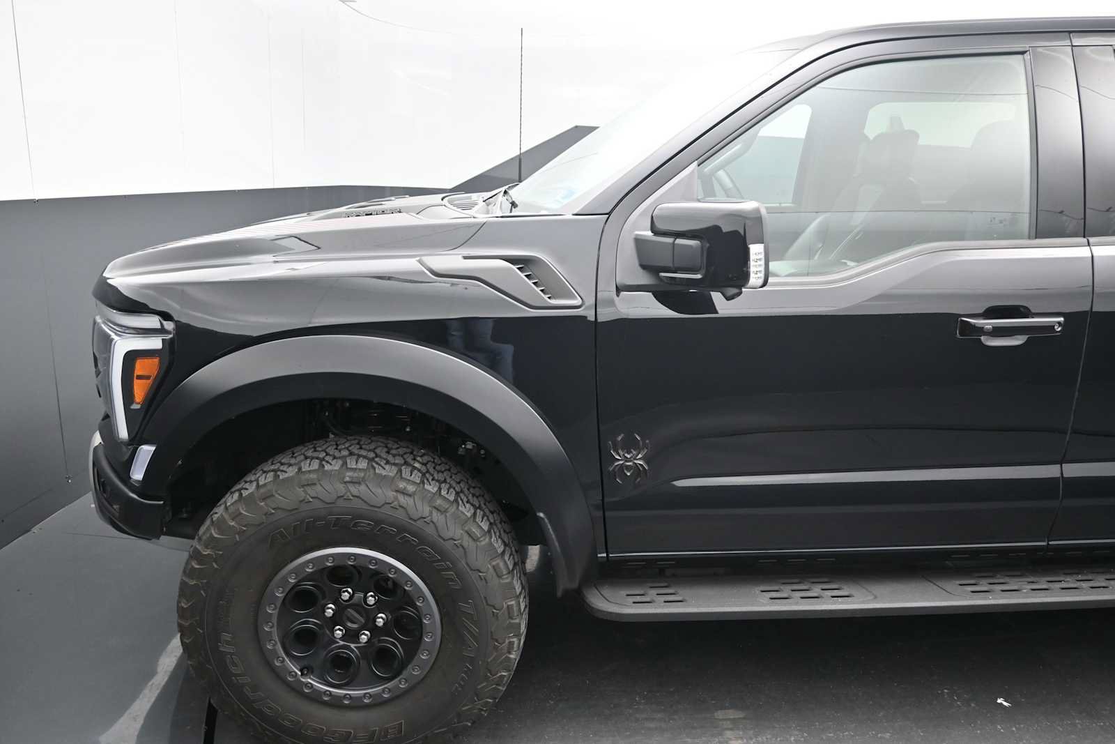 Certified 2025 Ford F150 Raptor AWD/4WD image 21