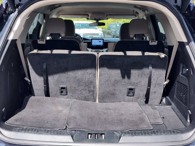 Certified 2023 Ford Explorer XLT AWD/4WD image 32