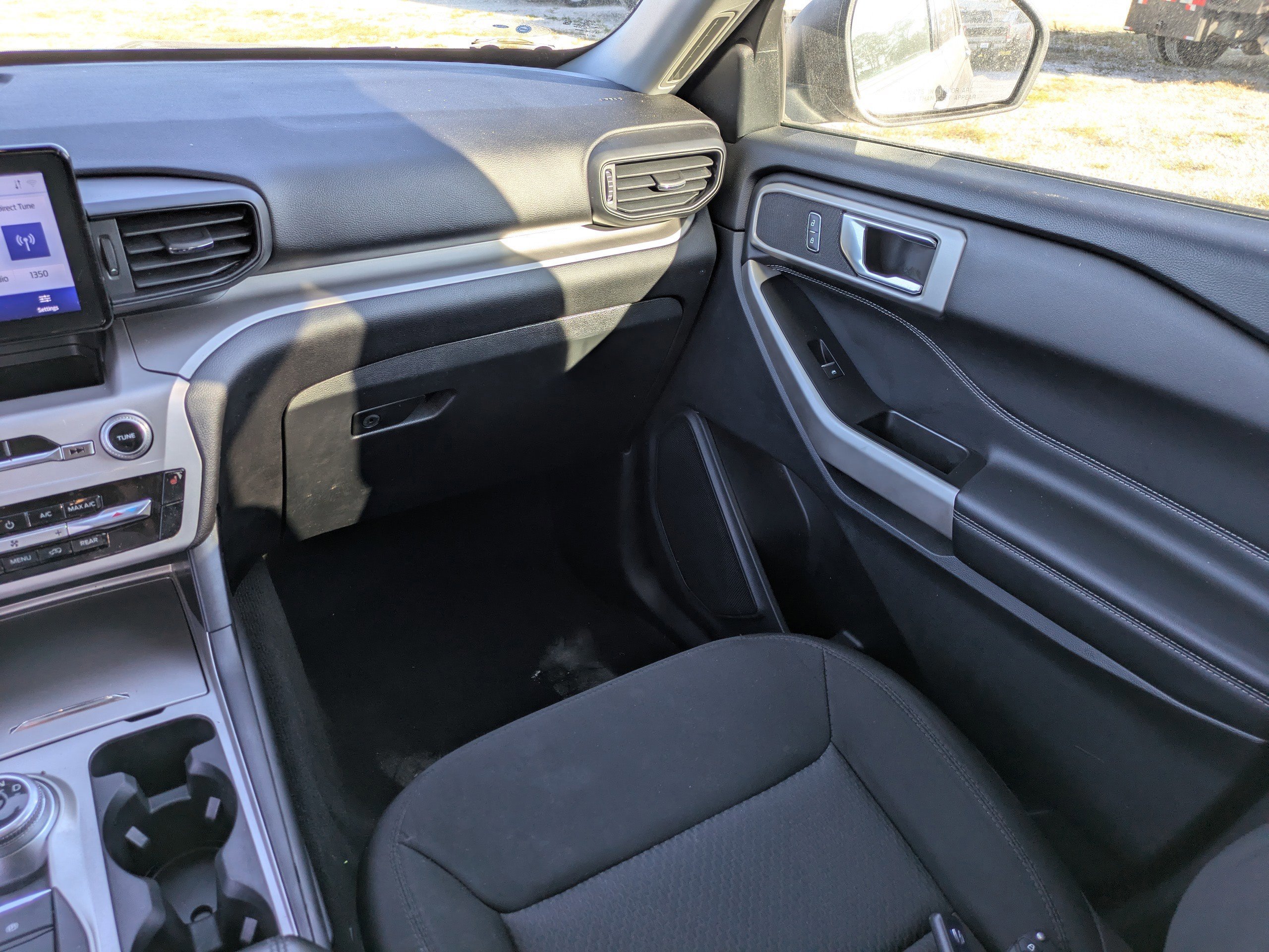 Certified 2022 Ford Explorer XLT image 16