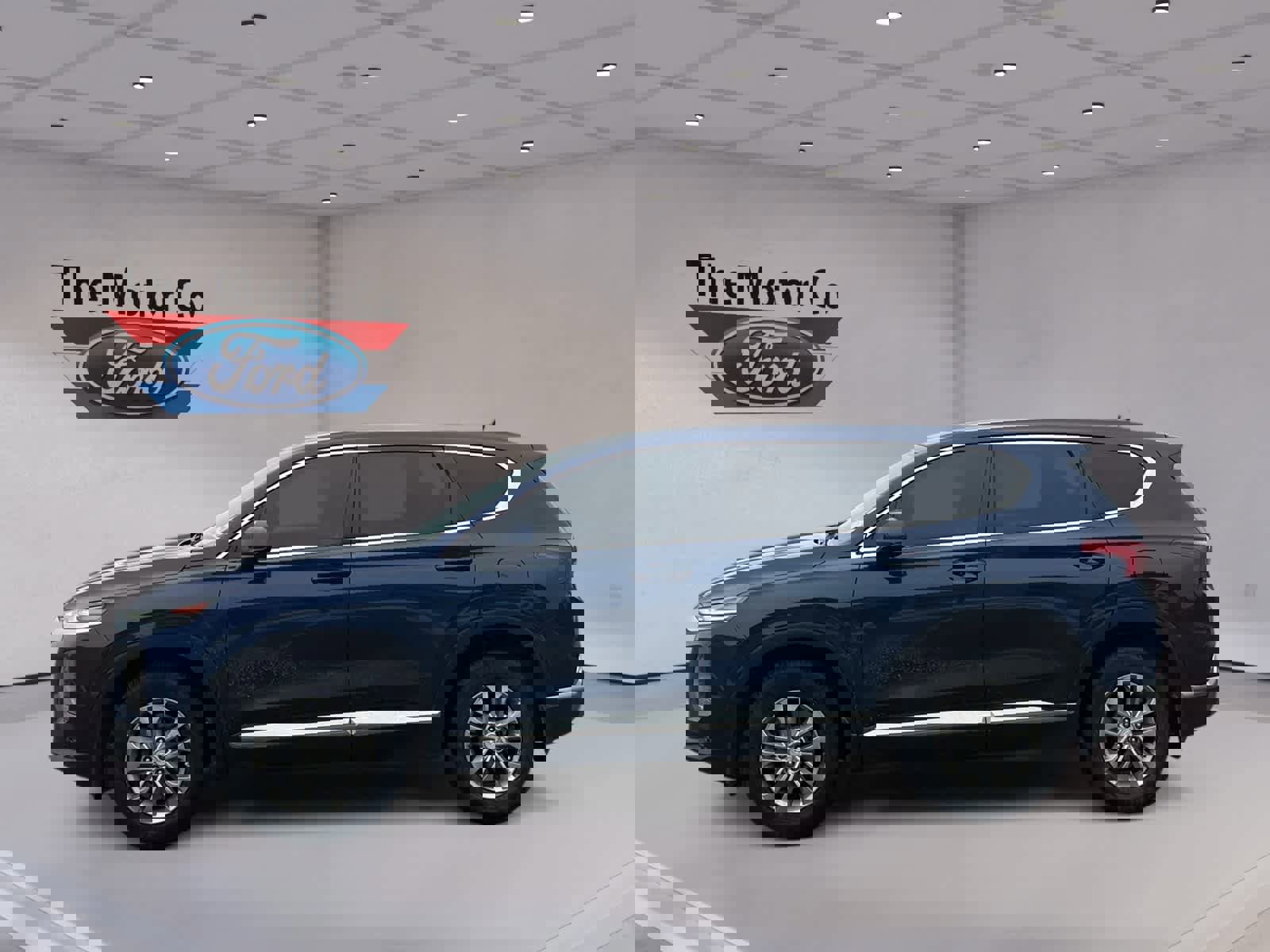 Used 2020 Hyundai Santa Fe SE image 2