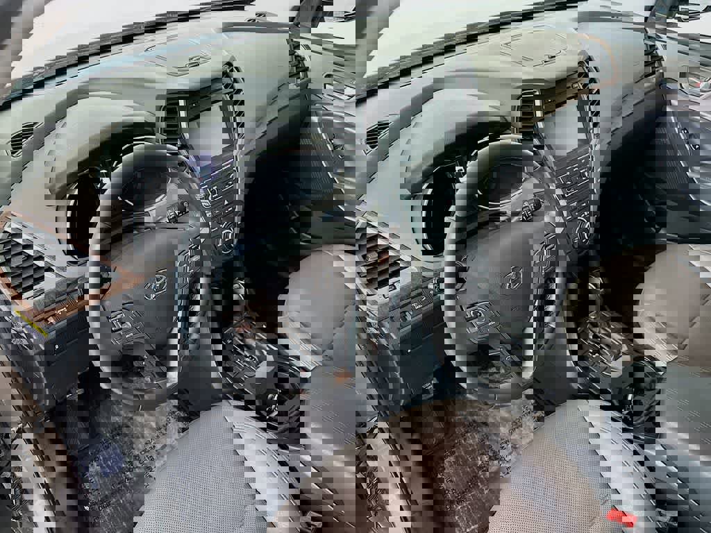 Used 2018 Hyundai Santa Fe Sport image 9