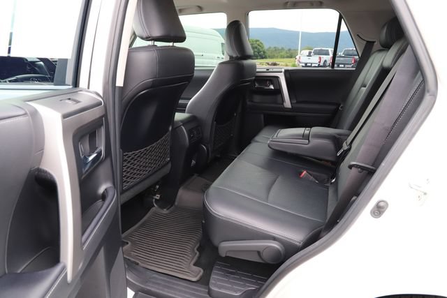 Used 2024 Toyota 4Runner Limited AWD/4WD image 19