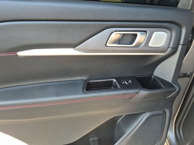 Certified 2025 Ford Explorer ST w/ Sun And Sound Package AWD/4WD image 30