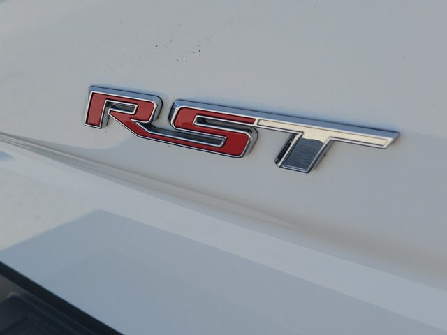 Used 2024 Chevrolet Silverado 1500 RST AWD/4WD image 7