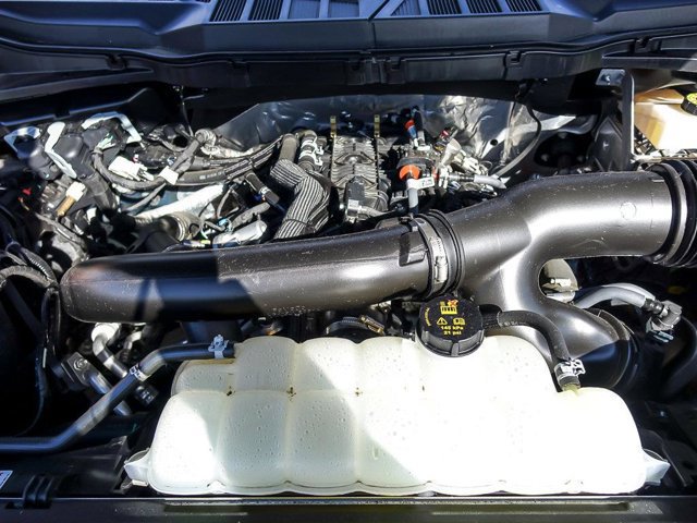 Certified 2024 Ford F150 XLT w/ Equipment Group 303A High image 33