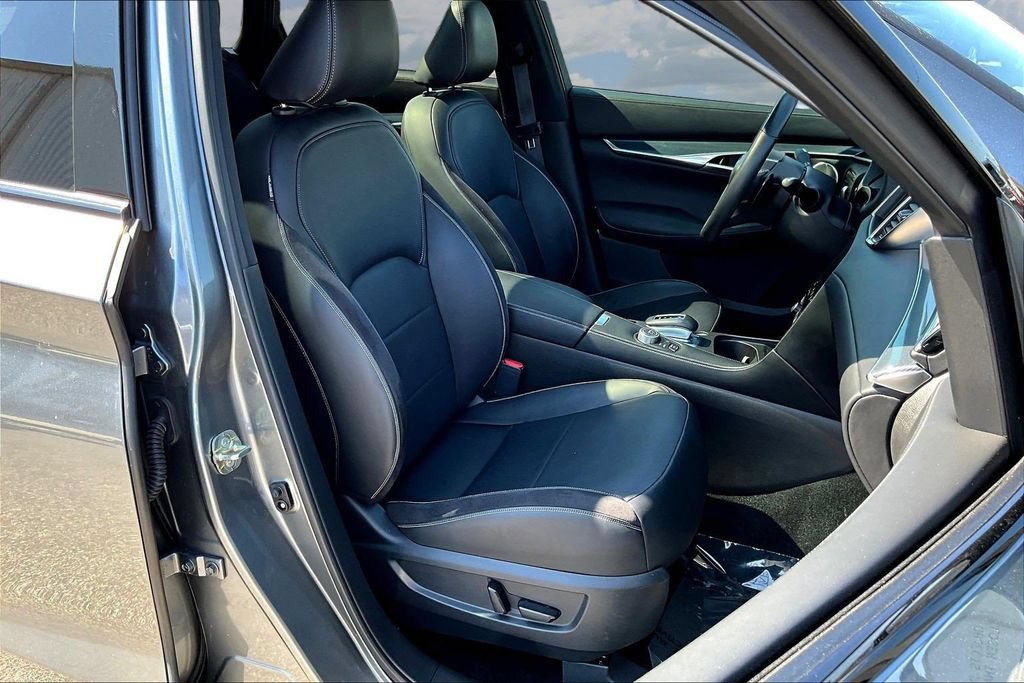 Used 2024 INFINITI QX50 Sport AWD/4WD image 31