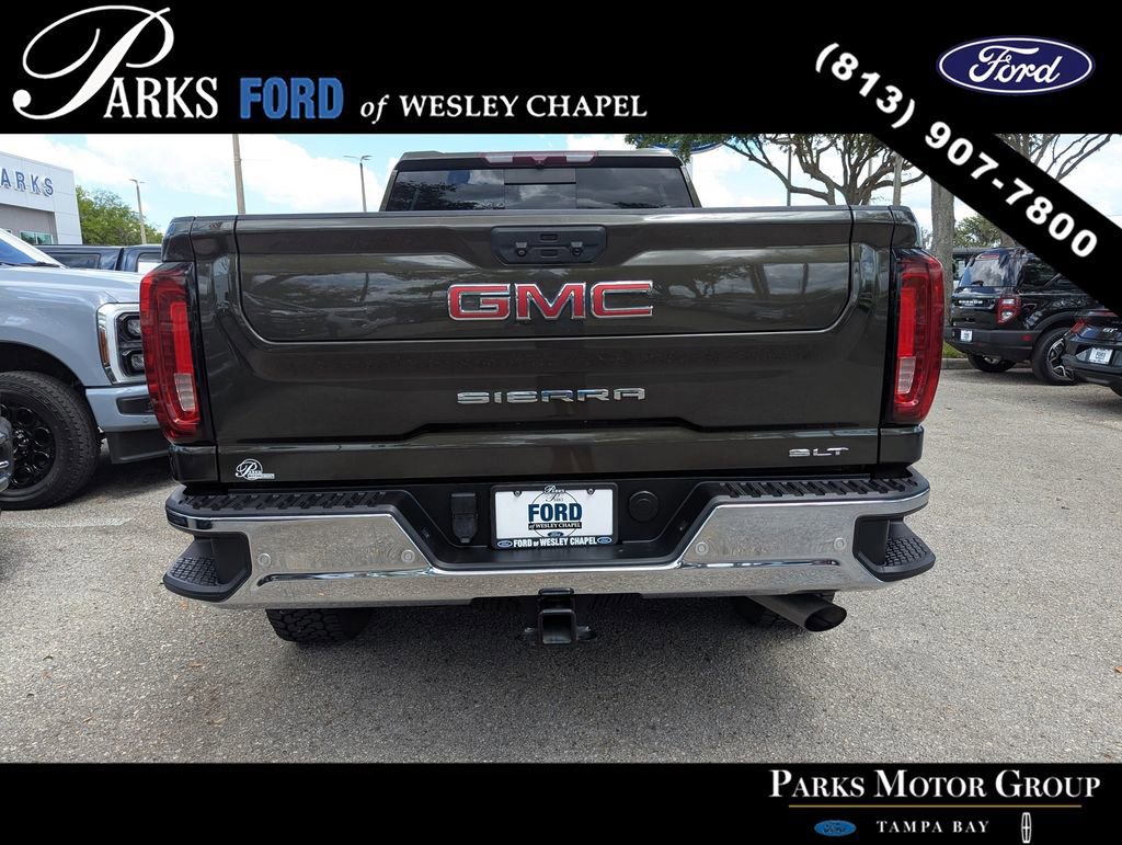 Used 2022 GMC Sierra 2500 SLT w/ SLT Premium Package AWD/4WD image 4