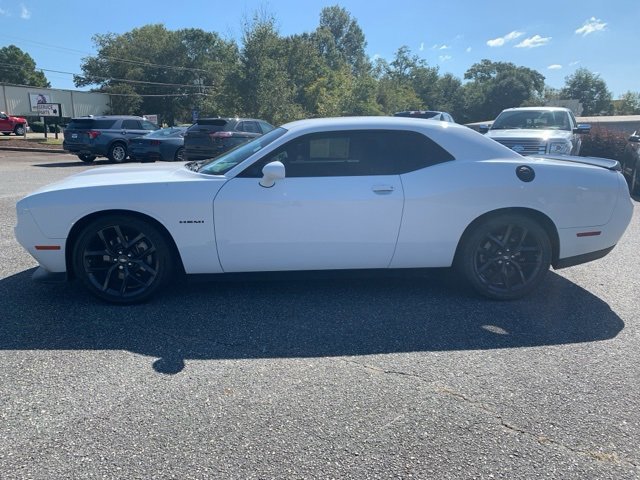 Used 2022 Dodge Challenger R/T w/ Plus Package image 6