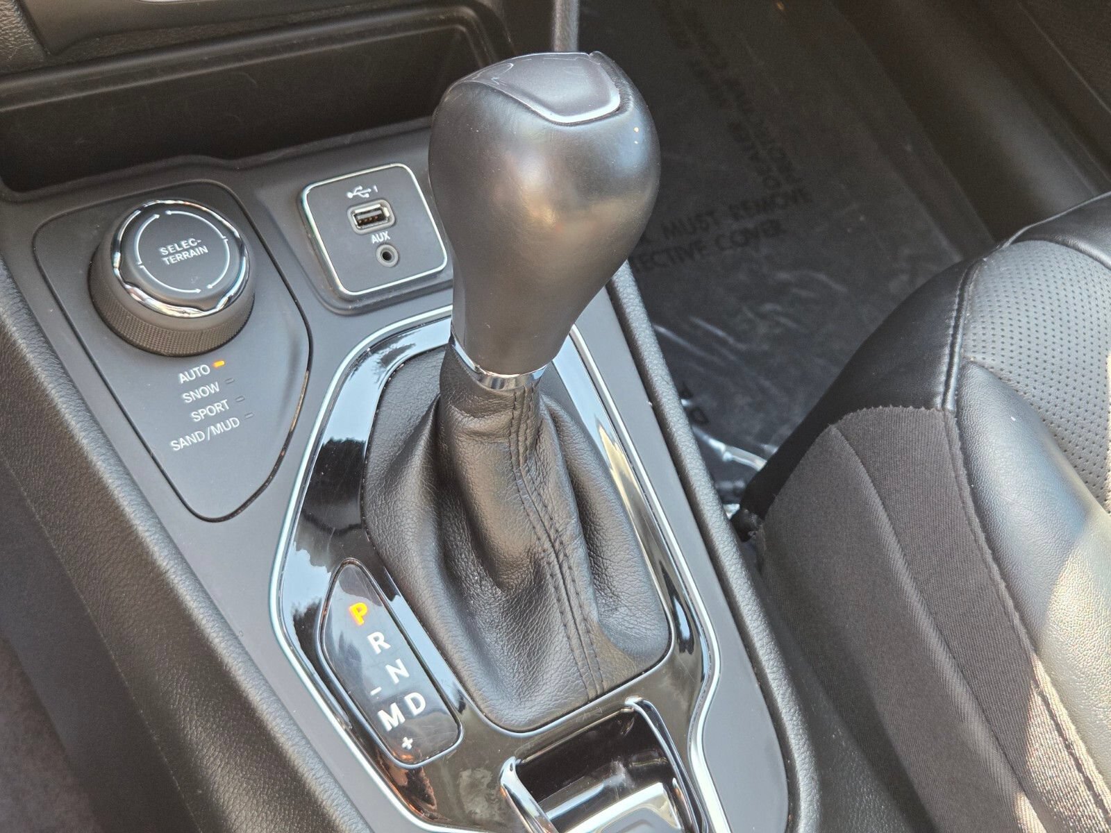 Used 2022 Jeep Cherokee Limited w/ Elite Package AWD/4WD image 24