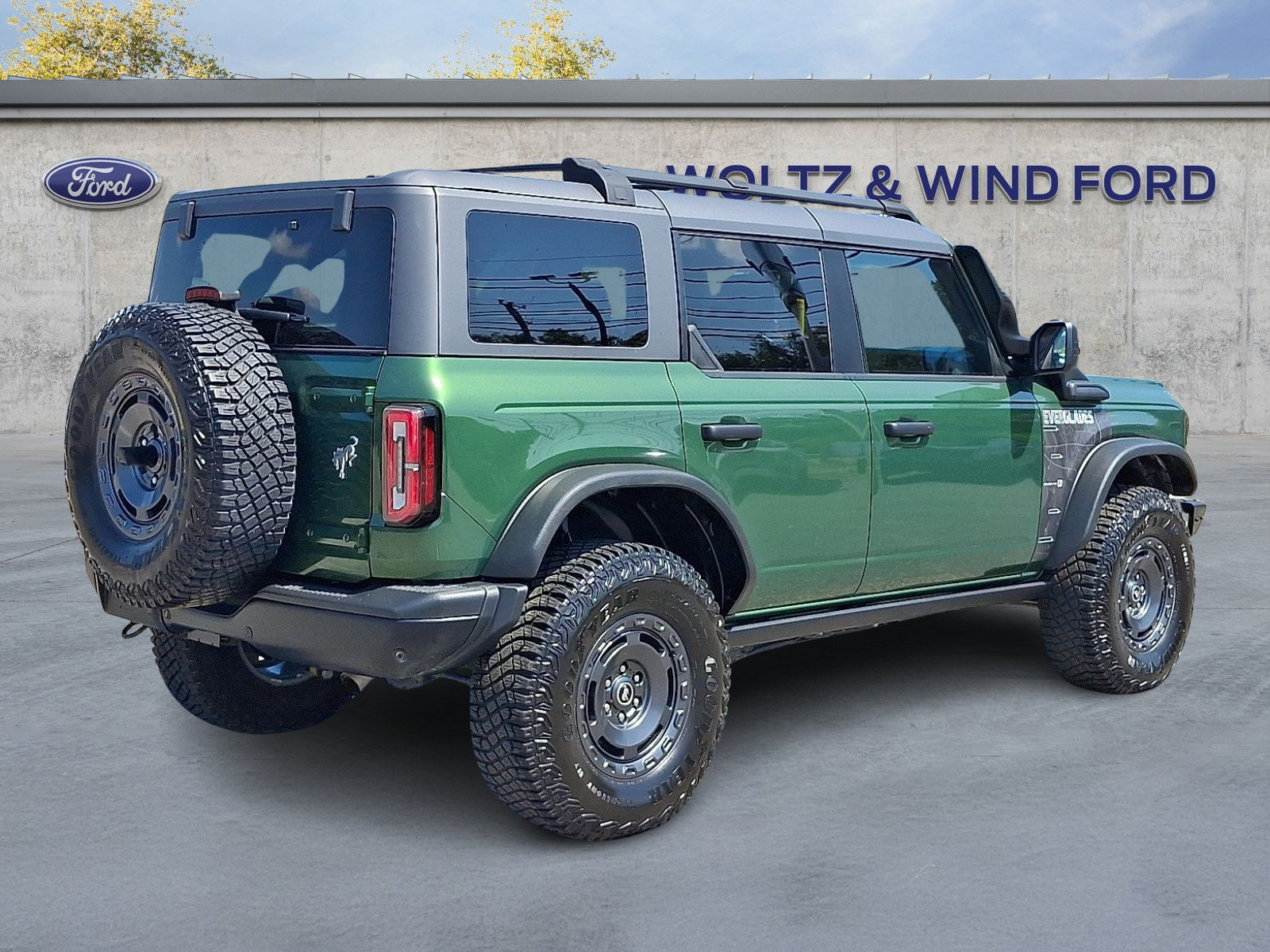 Certified 2024 Ford Bronco Everglades AWD/4WD image 6