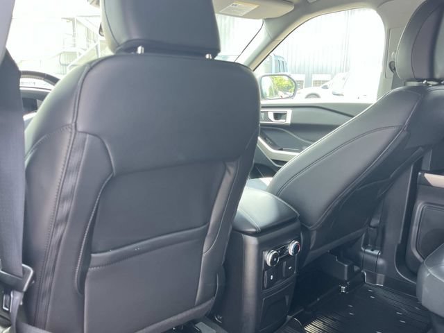 Certified 2023 Ford Explorer XLT w/ Equipment Group 202A AWD/4WD image 22