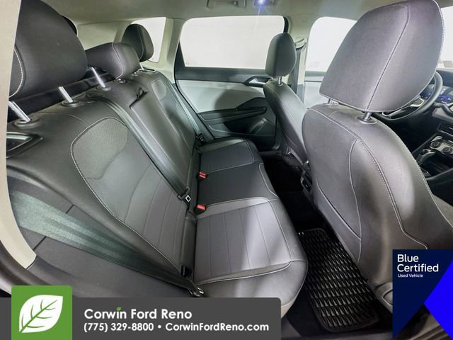 Used 2023 Volkswagen Taos SE w/ Panoramic Sunroof Package image 30