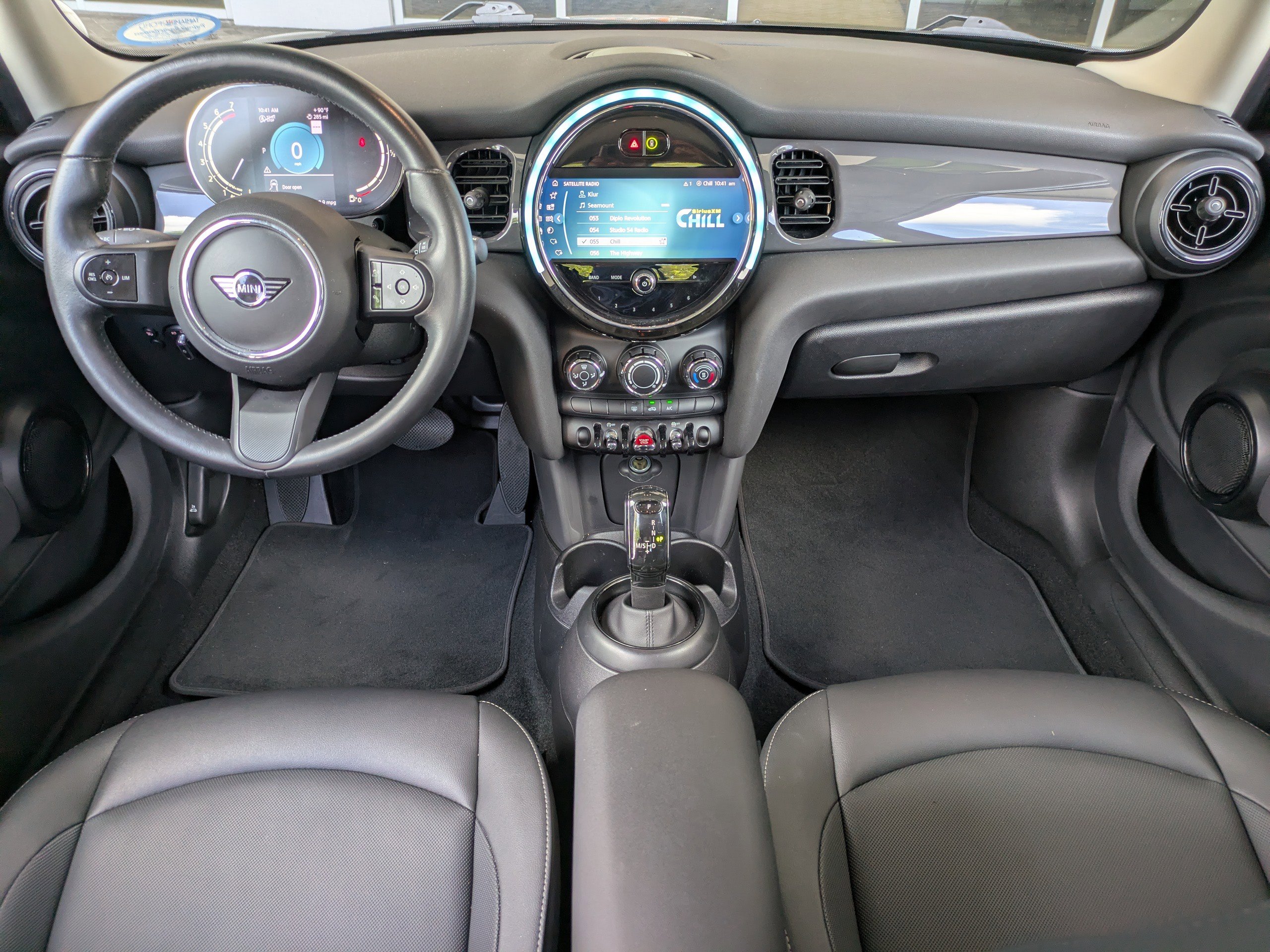 Used 2022 MINI Cooper 4-Door Hardtop w/ Storage Package FWD image 15