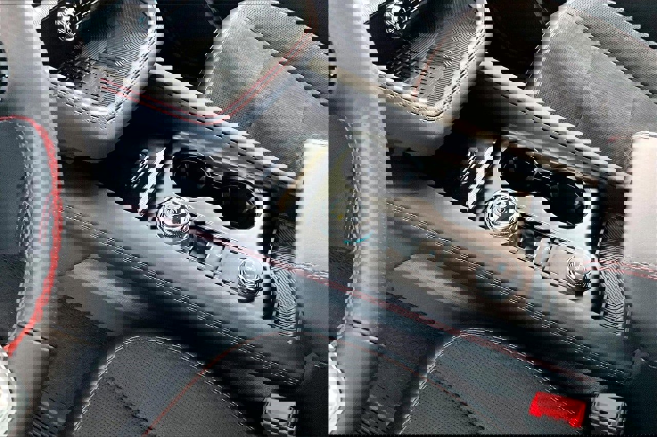 Certified 2025 Ford Explorer ST image 18