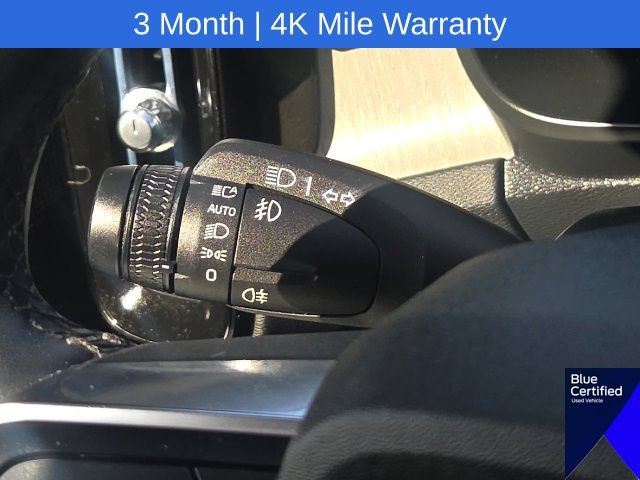 Used 2023 Volvo XC40 B5 Plus AWD/4WD image 41
