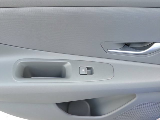 Used 2024 Hyundai Elantra SEL FWD image 10