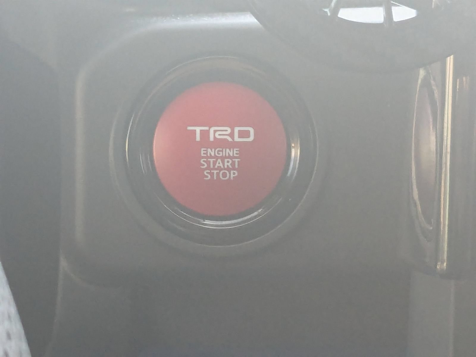 Used 2025 Toyota Tacoma TRD Off-Road w/ TRD Off Road Upgrade Package AWD/4WD image 28