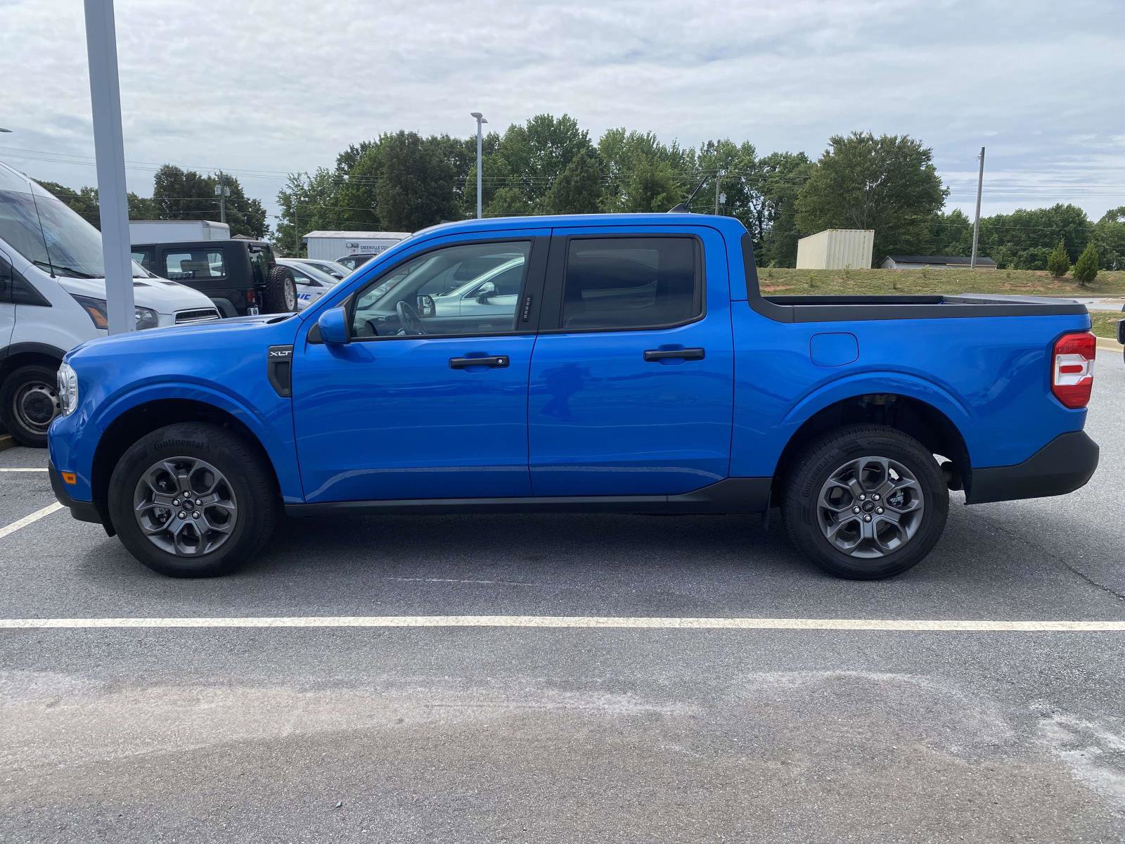 Certified 2022 Ford Maverick XLT w/ Equipment Group 300A Standard AWD/4WD image 4