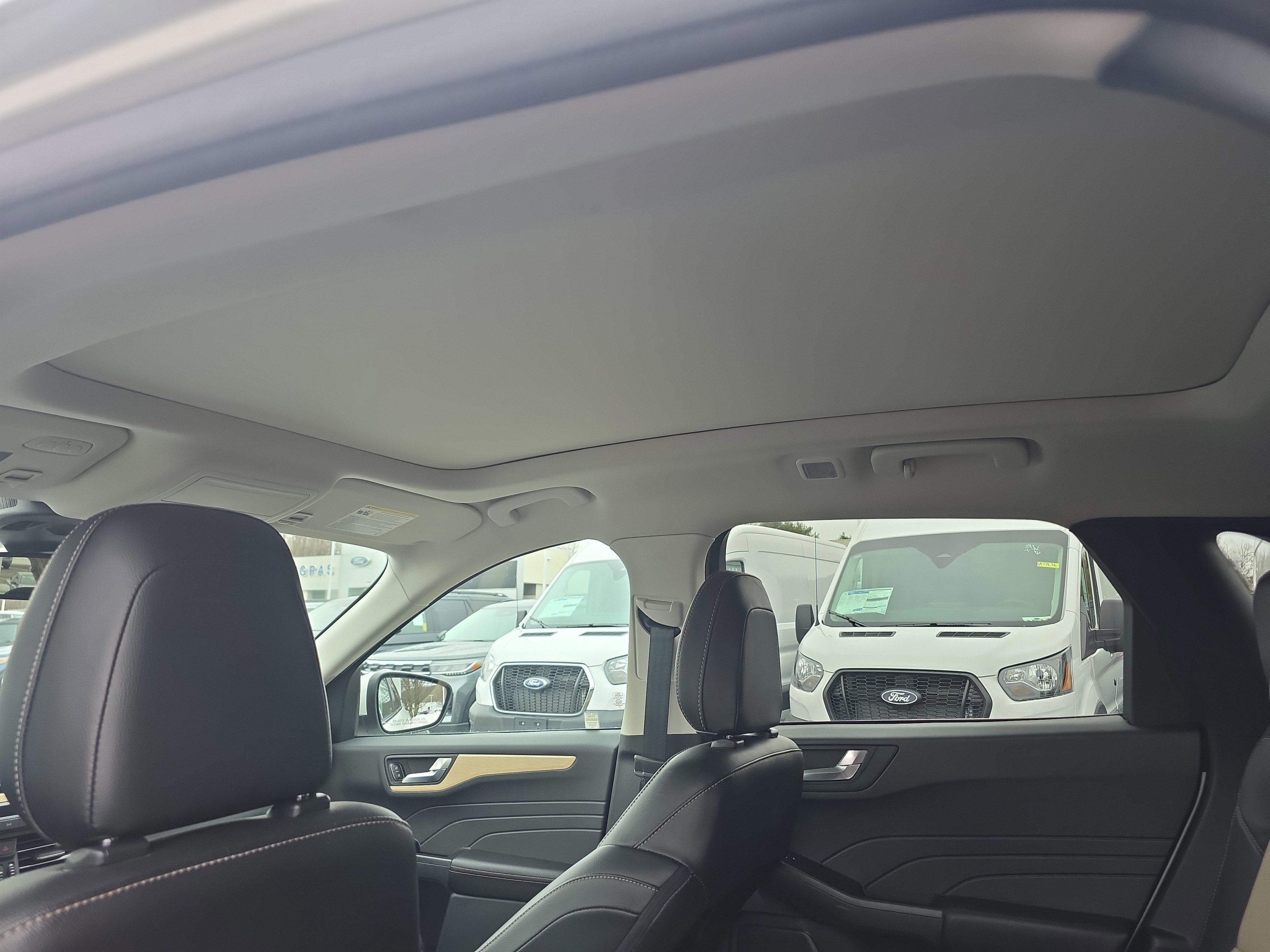 Certified 2022 Ford Escape Titanium w/ Titanium Elite Package image 26