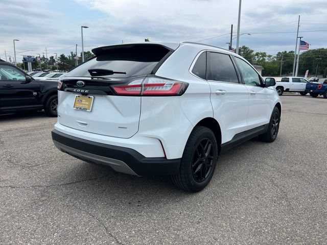 Certified 2024 Ford Edge SEL w/ Convenience Package AWD/4WD image 4