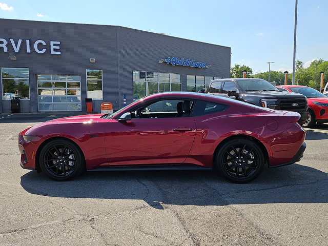 Certified 2025 Ford Mustang GT Premium RWD image 4