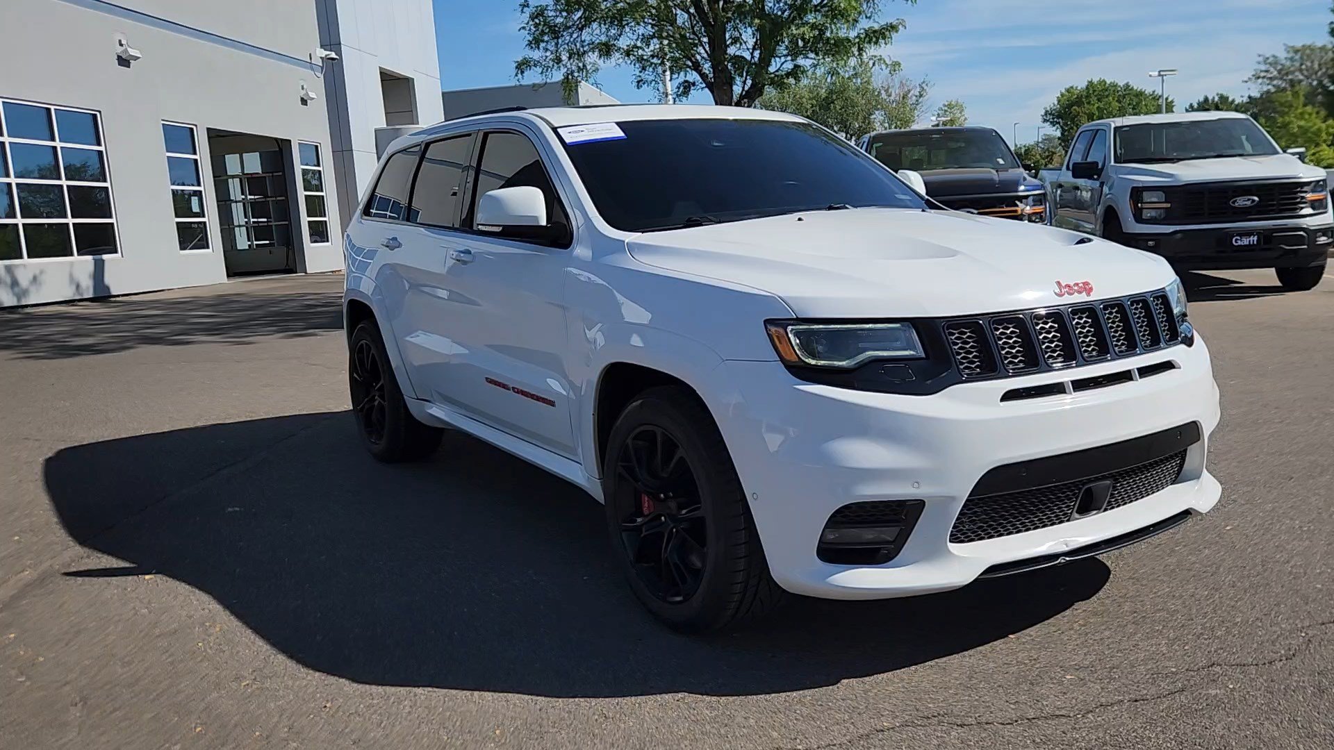 Used 2017 Jeep Grand Cherokee SRT AWD/4WD image 7