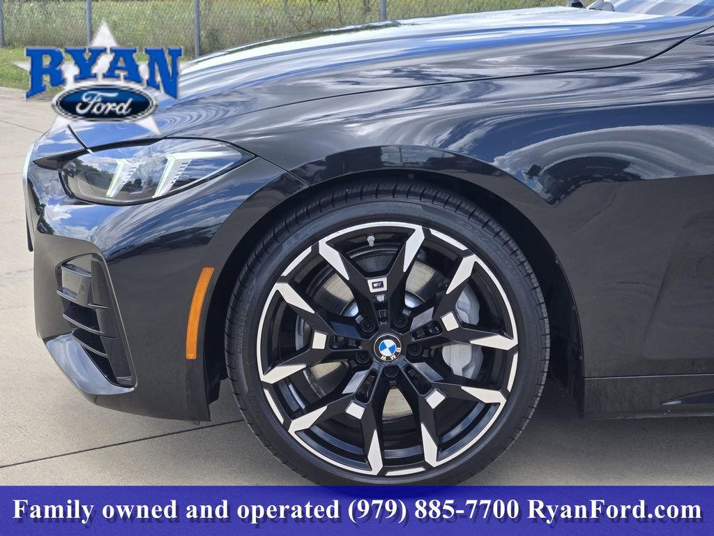 Used 2026 BMW 430i Coupe w/ M Sport Package RWD image 5