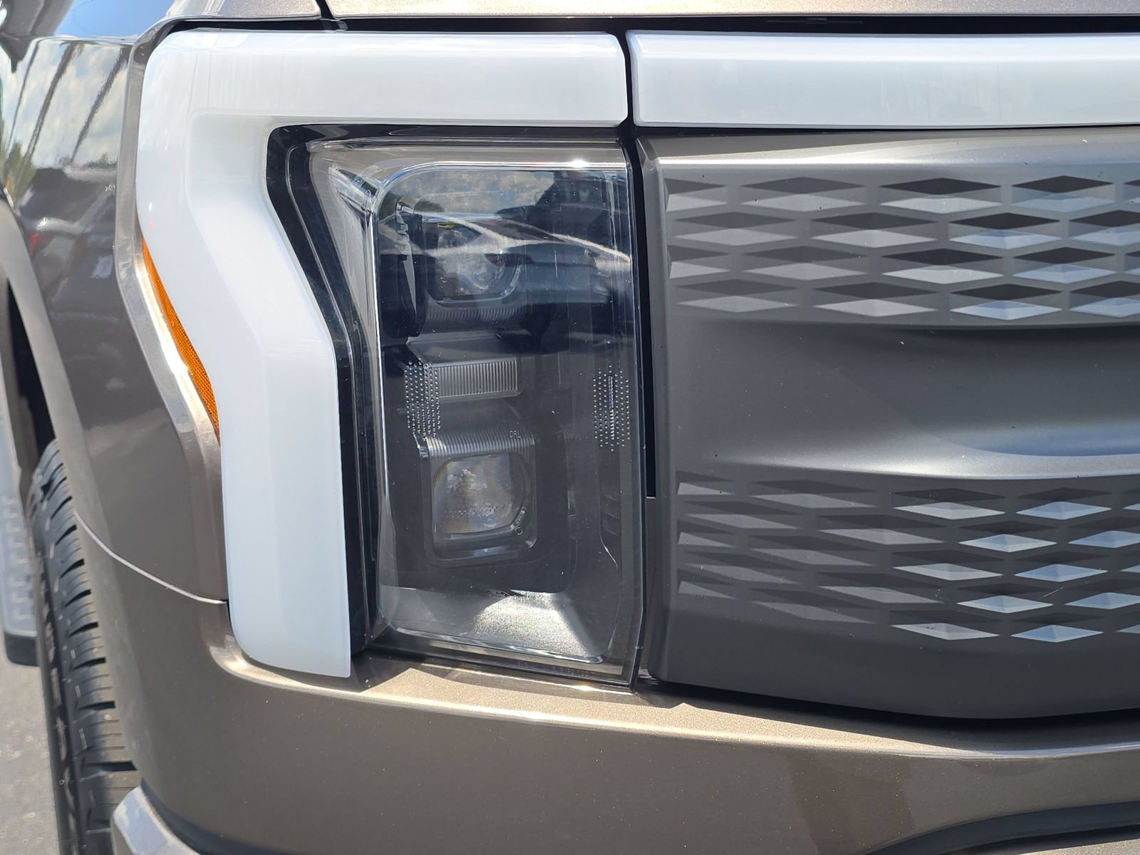 Certified 2023 Ford F150 Lightning XLT AWD/4WD image 8