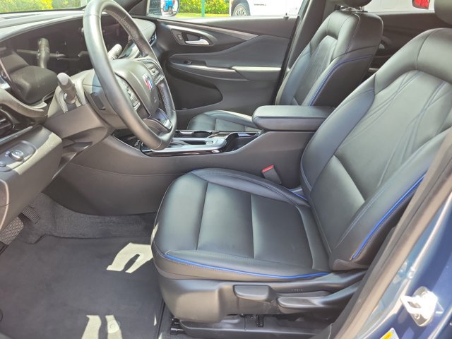 Used 2024 Buick Envista Sport Touring w/ Convenience II Package FWD image 17