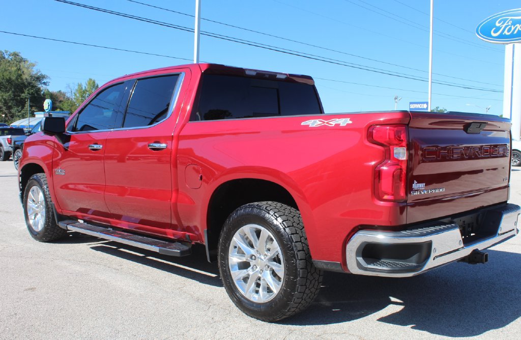 Used 2019 Chevrolet Silverado 1500 LTZ w/ LTZ Texas Edition AWD/4WD image 10