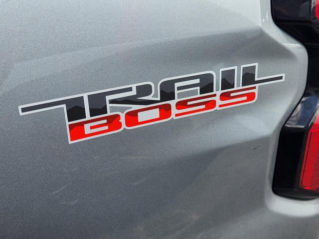 Used 2025 Chevrolet Colorado Trail Boss image 7