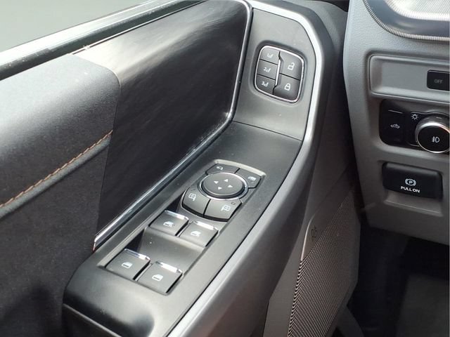 Certified 2025 Ford F150 Lariat w/ Equipment Group 502A High AWD/4WD image 27