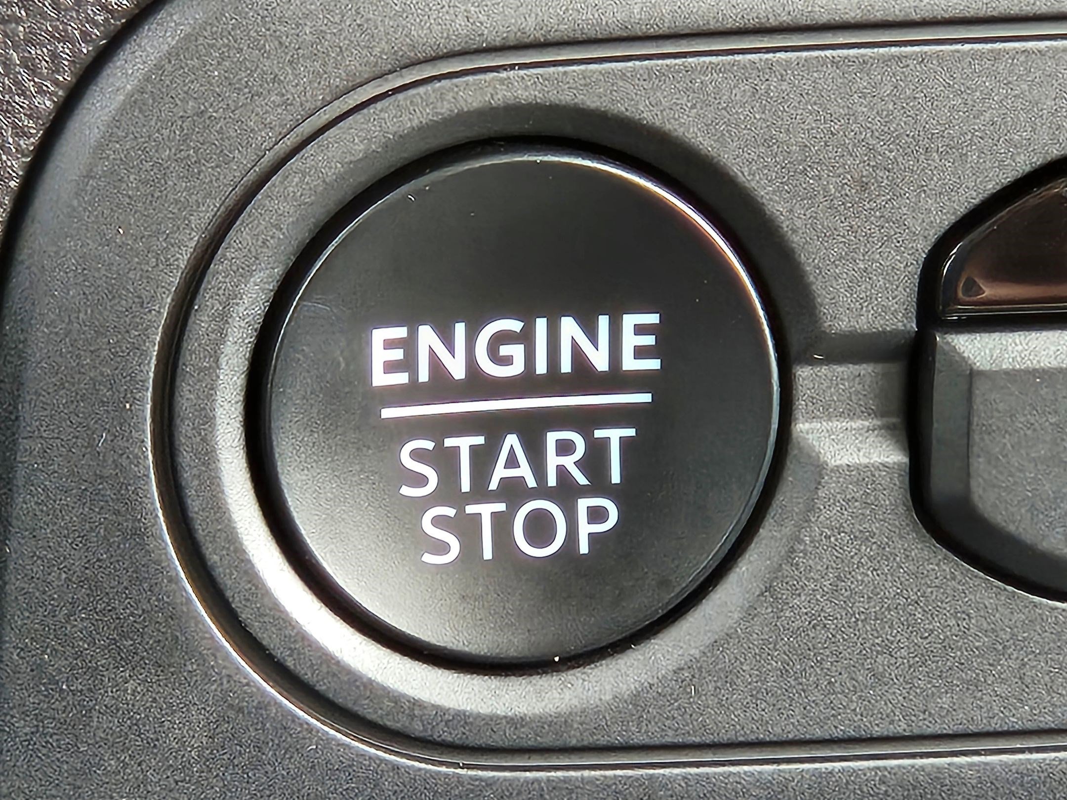 Certified 2025 Ford Bronco Sport Outer Banks w/ Outer Banks Tech Package+ AWD/4WD image 40