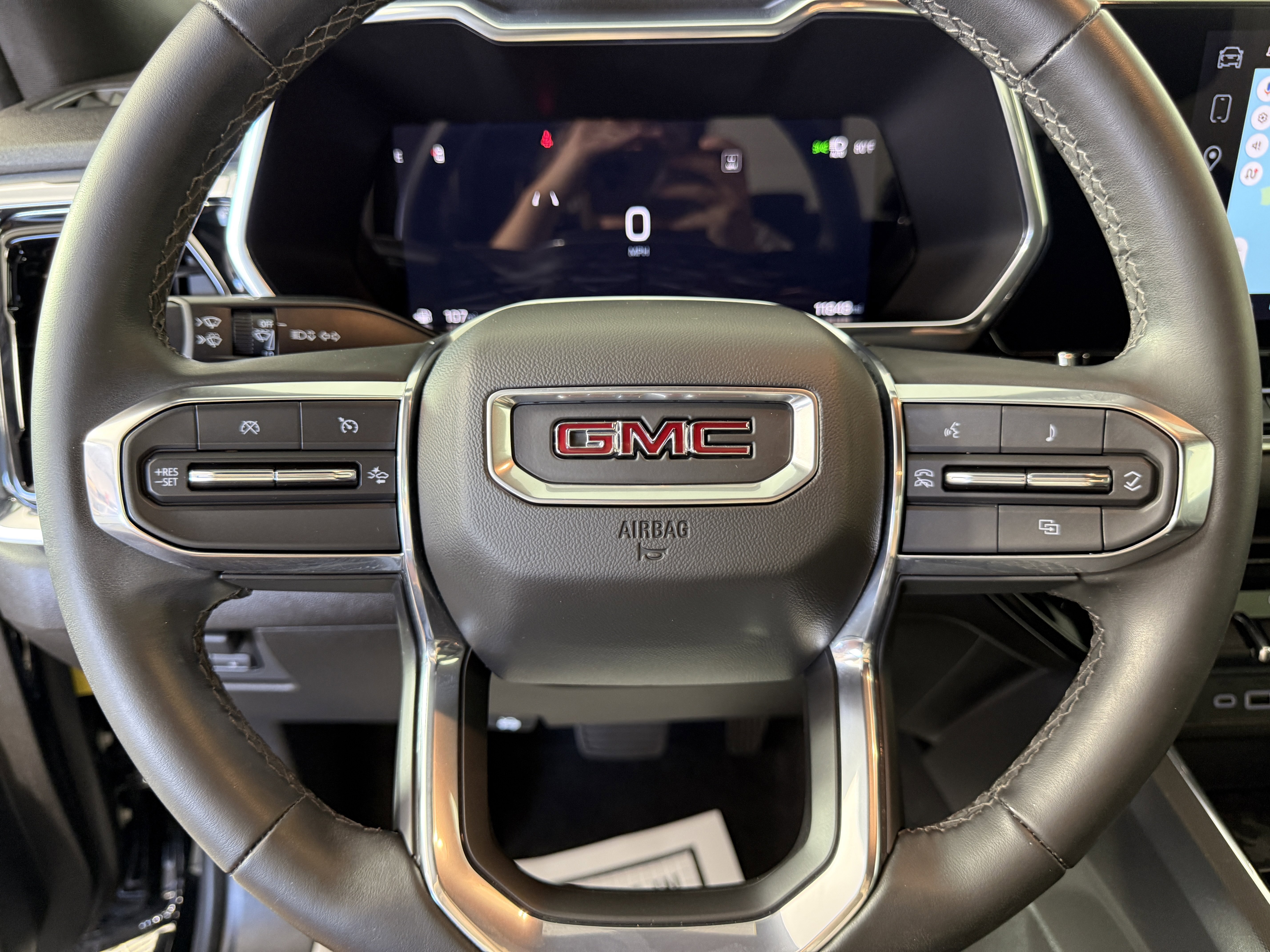 Used 2024 GMC Canyon Elevation w/ Convenience Package image 26