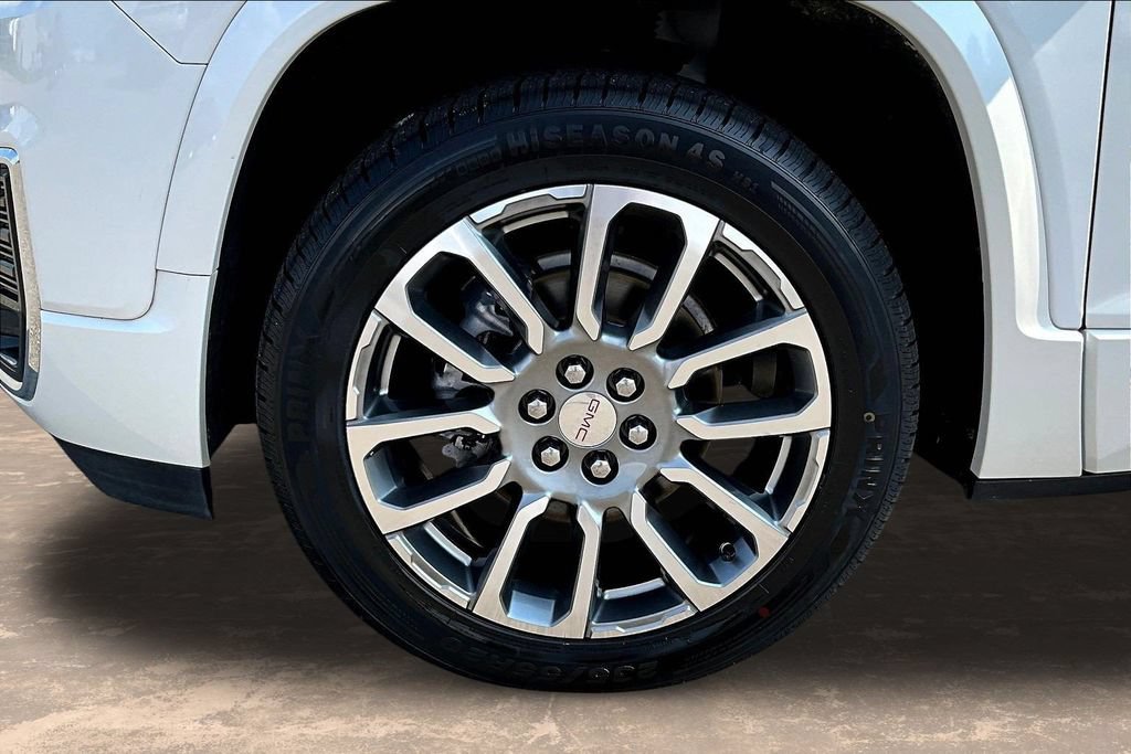 Used 2021 GMC Acadia Denali w/ Denali Technology Package FWD image 37