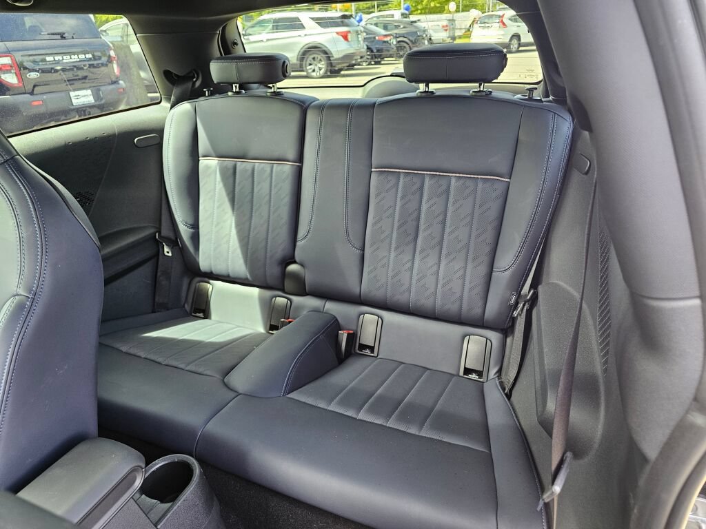 Used 2025 MINI Cooper S FWD image 12