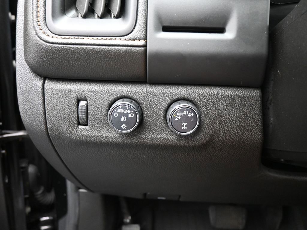 Used 2022 GMC Canyon AT4 image 13