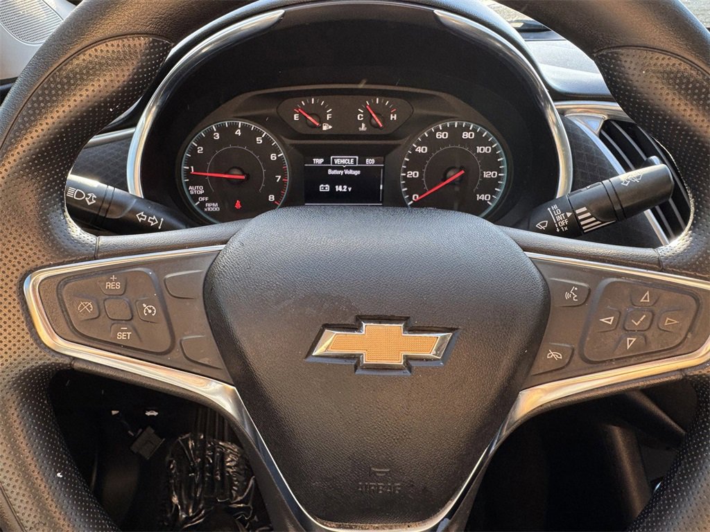 Used 2021 Chevrolet Malibu LT image 19