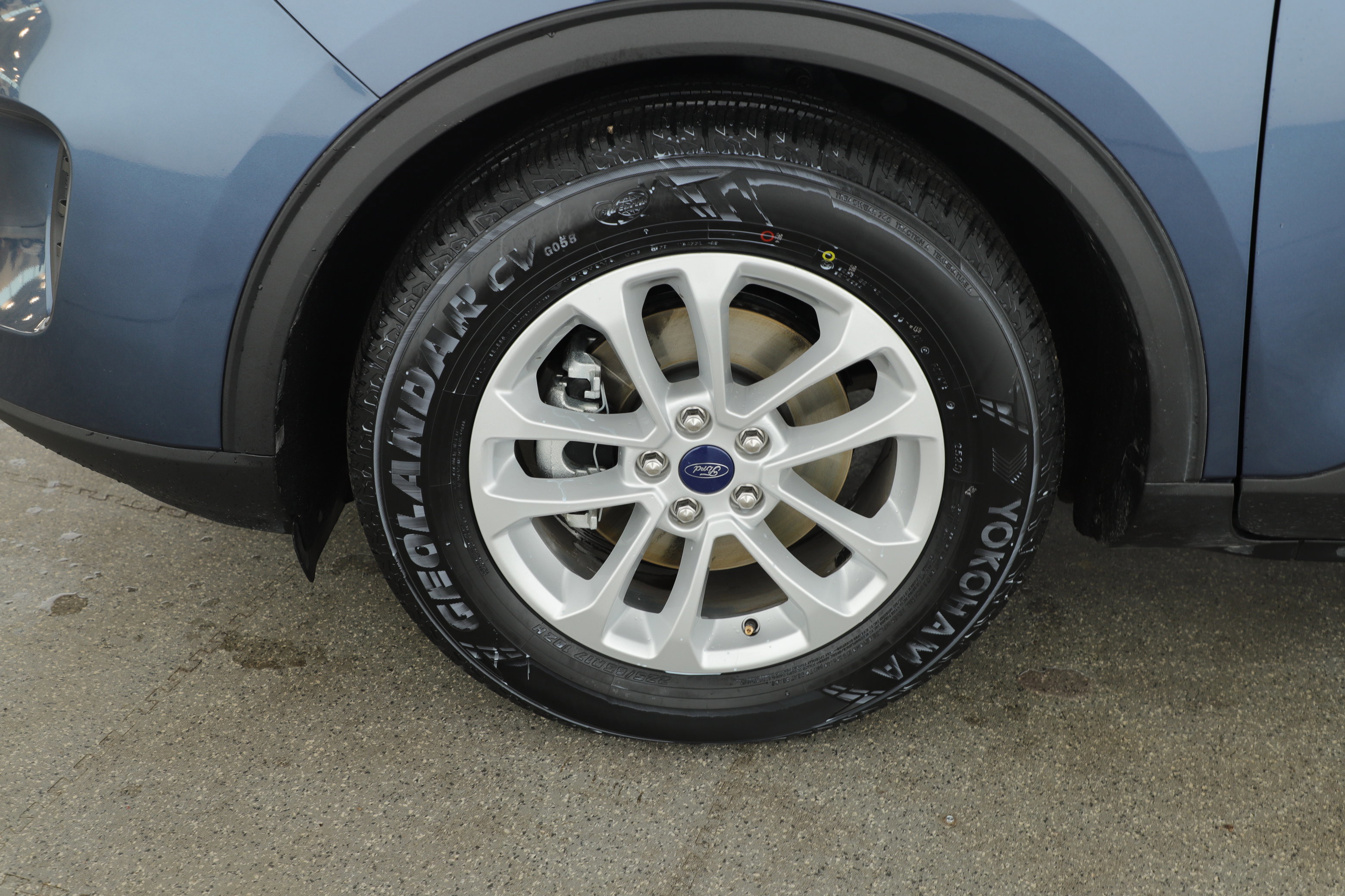 Certified 2020 Ford Escape S image 4