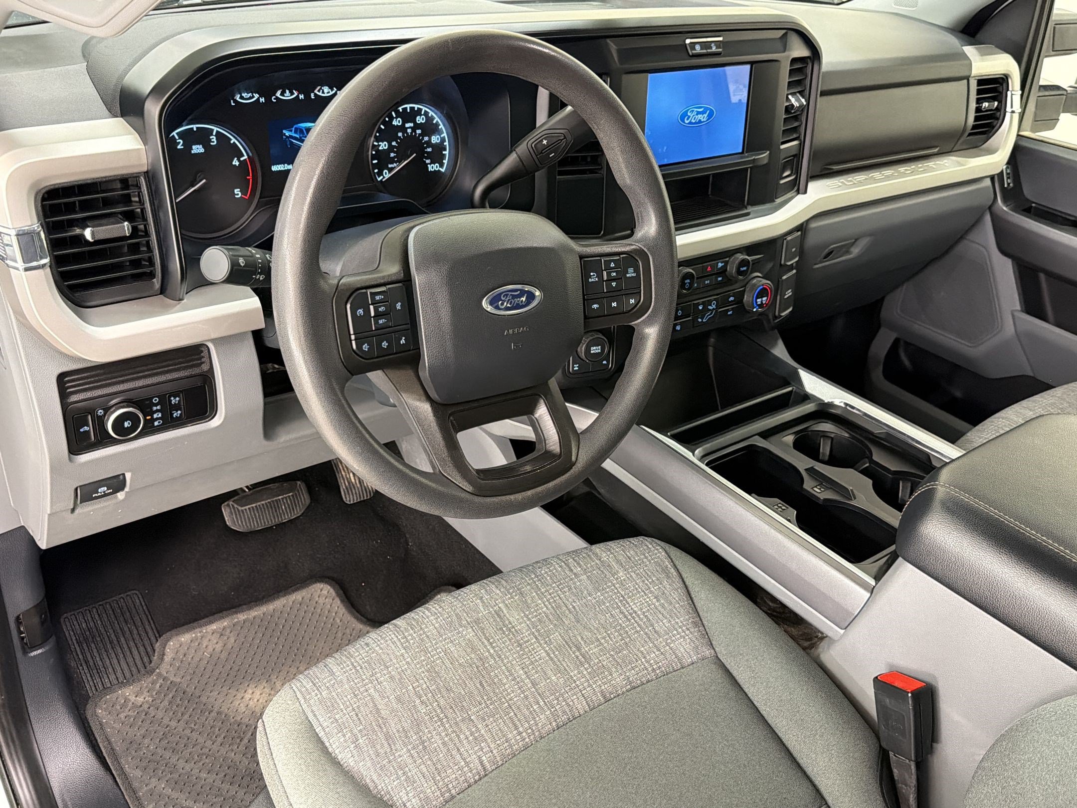 Certified 2025 Ford F250 XLT w/ FX4 Off-Road Package AWD/4WD image 4