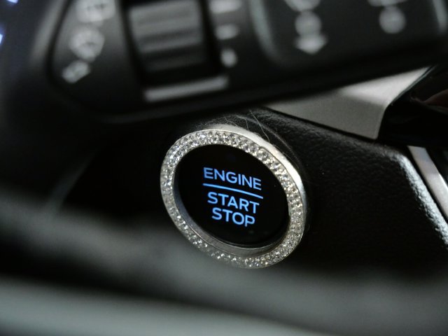 Certified 2022 Ford Escape SE w/ Cold Weather Package FWD image 20