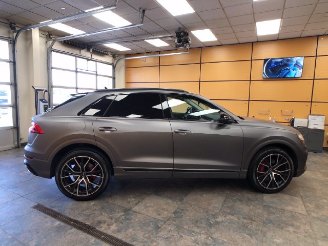 Used 2023 Audi Q8 Premium Plus AWD/4WD image 8