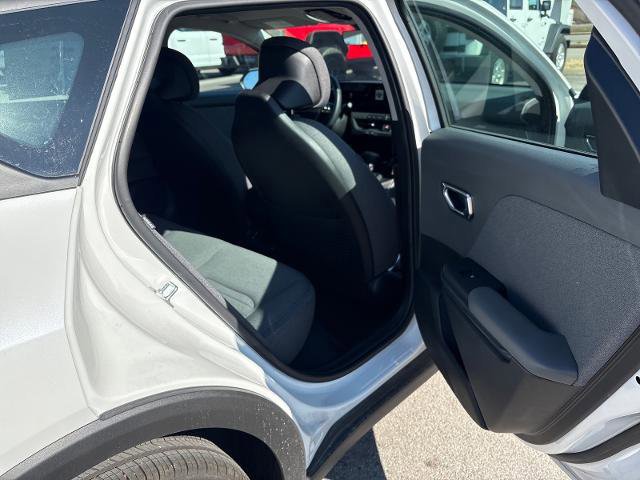 Used 2025 Kia K4 EX image 25