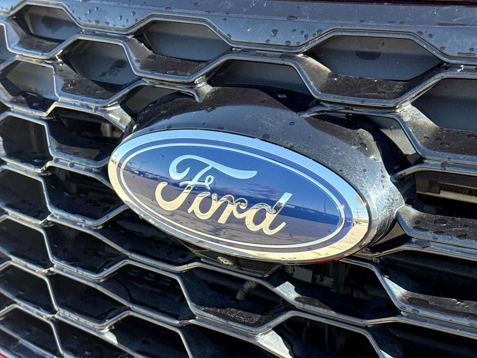 Certified 2025 Ford Explorer ST-Line AWD/4WD image 11